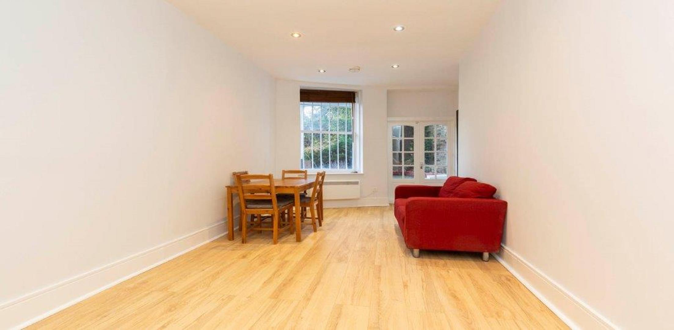 Stunning Apartment With Private Patio Sutherland Avenue, Maida Vale